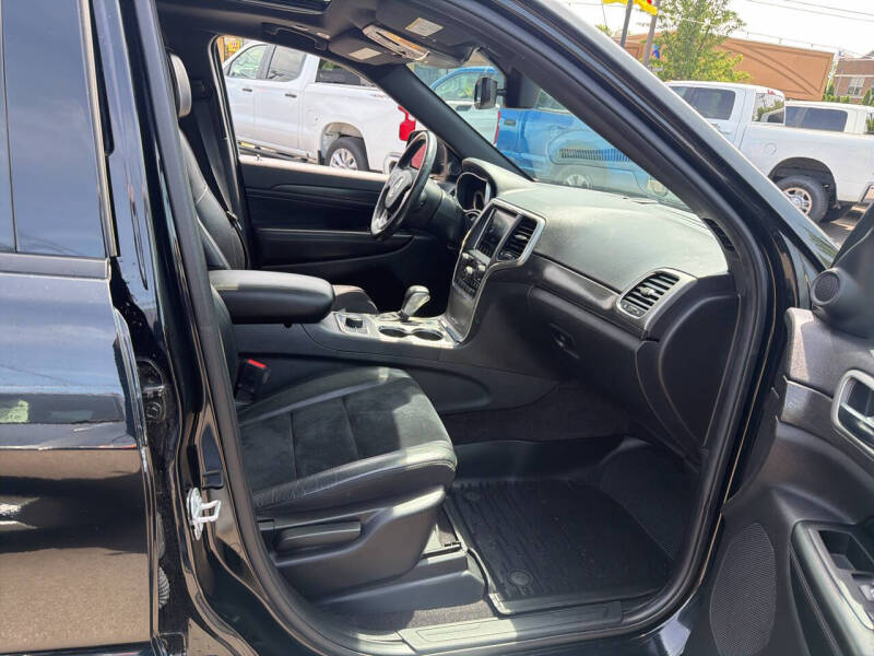 2018 Jeep Grand Cherokee Altitude