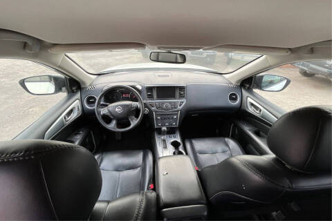 2020 Nissan Pathfinder SL