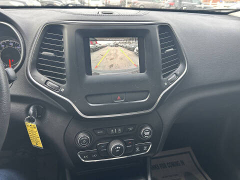 2019 Jeep Cherokee Latitude