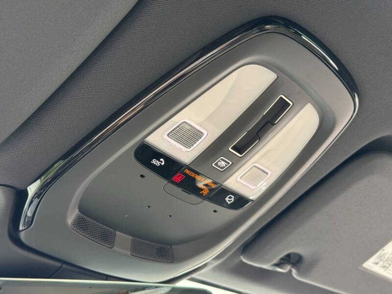 2026 Volvo XC60 B5 Core
