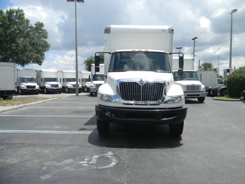 2017 International DuraStar 4300