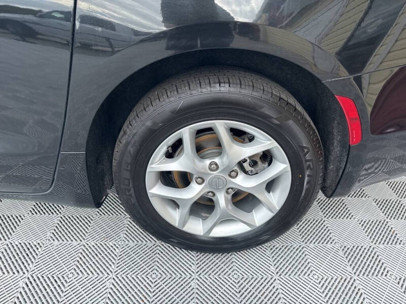 2020 Chrysler Pacifica Touring