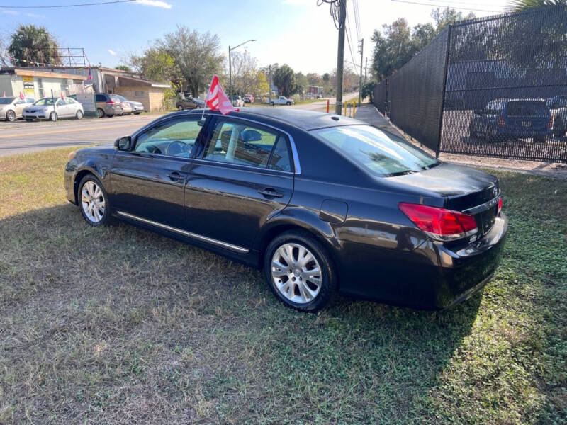 2011 Toyota Avalon Limited
