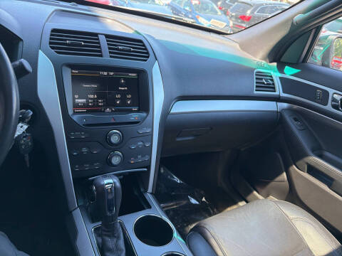 2012 Ford Explorer XLT