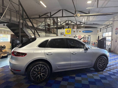 2017 Porsche Macan S