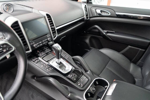 2018 Porsche Cayenne 17