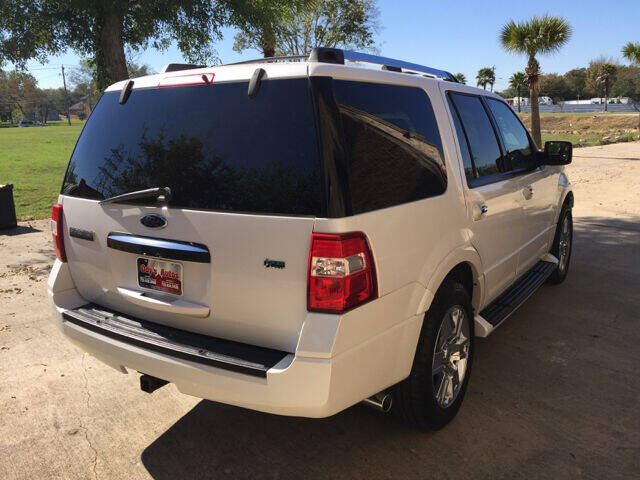 2009 Ford Expedition Limited photo 3