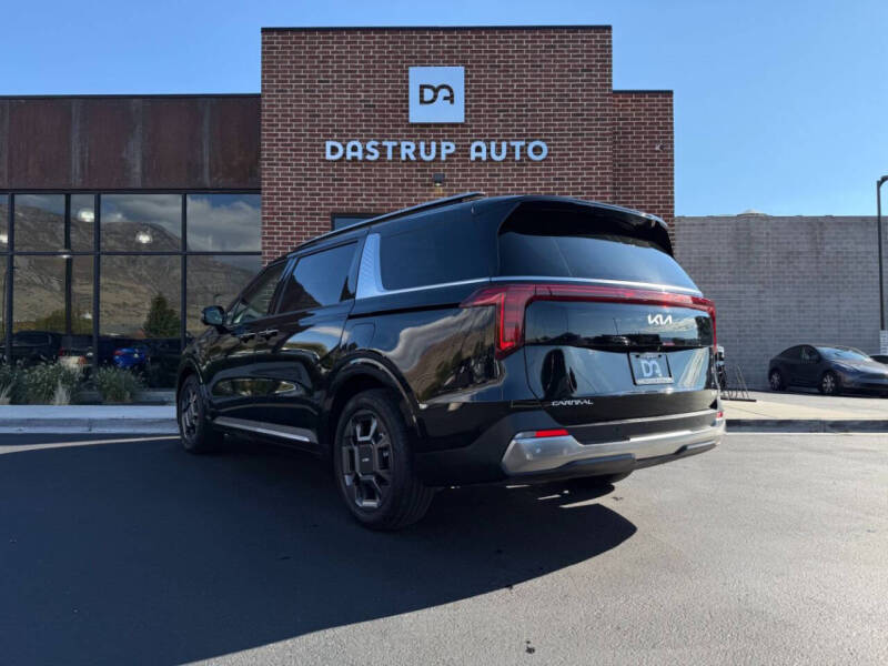 2025 Kia Carnival Hybrid SX