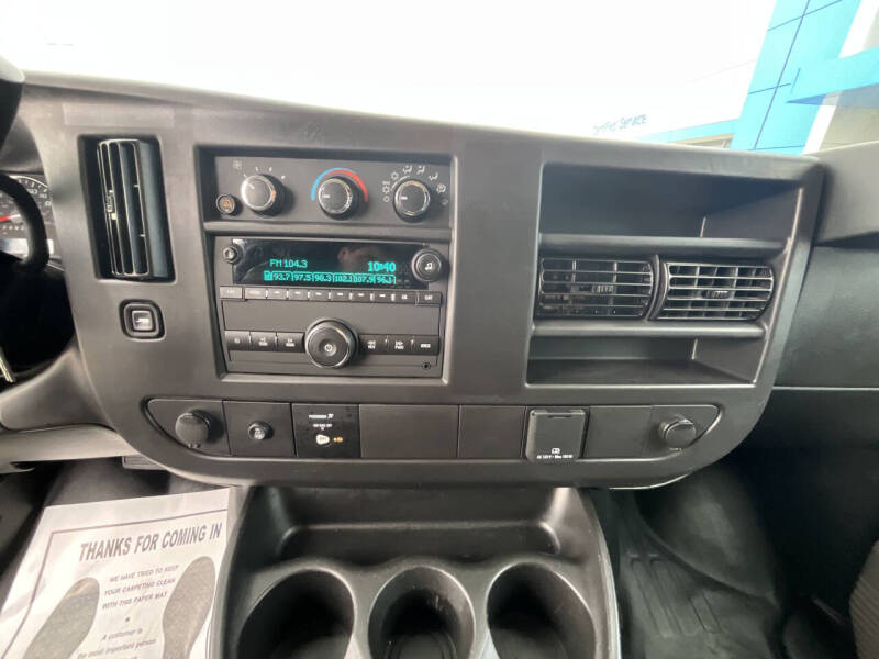 2024 Chevrolet Express 2500