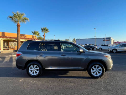 2013 Toyota Highlander SE