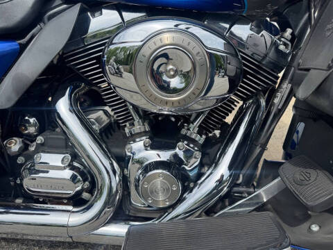 2009 Harley-Davidson FLHTCU -