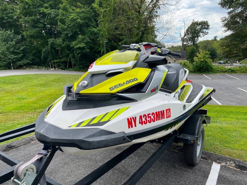 2016 Sea-Doo RXP-X 300