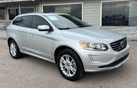 2015 Volvo XC60 for sale at USA AUTO CENTER in Austin TX