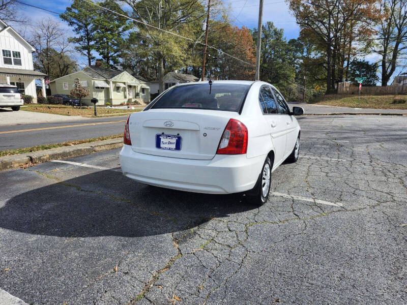 2011 Hyundai Accent GLS