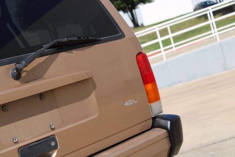 1999 Jeep Cherokee