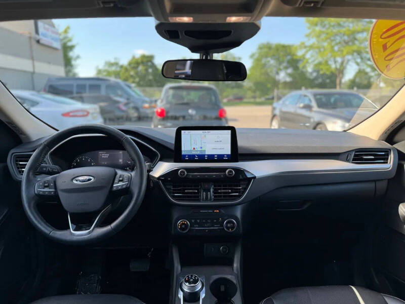 2020 Ford Escape SEL
