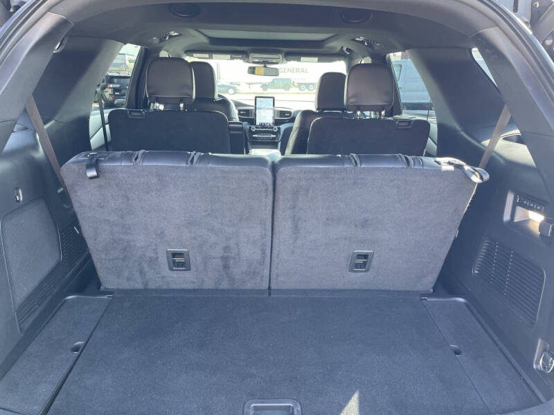 2022 Ford Explorer ST