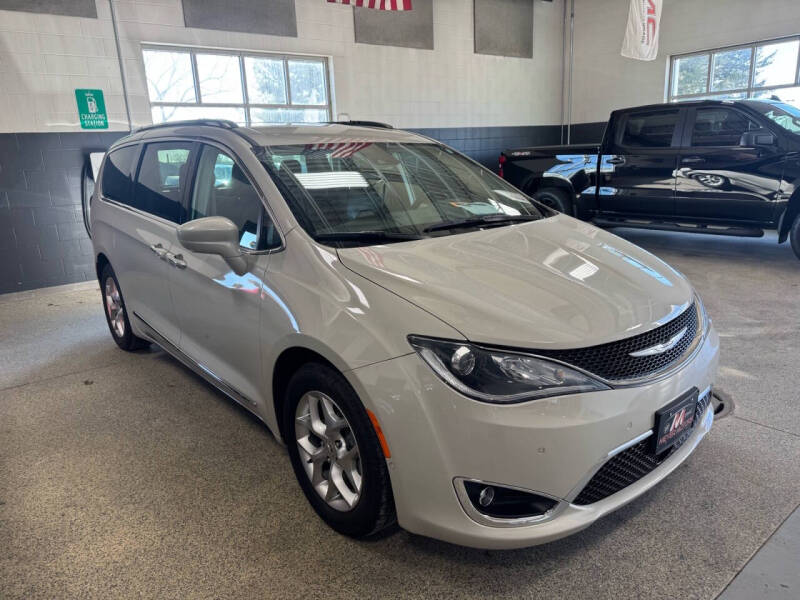2019 Chrysler Pacifica Touring L Plus