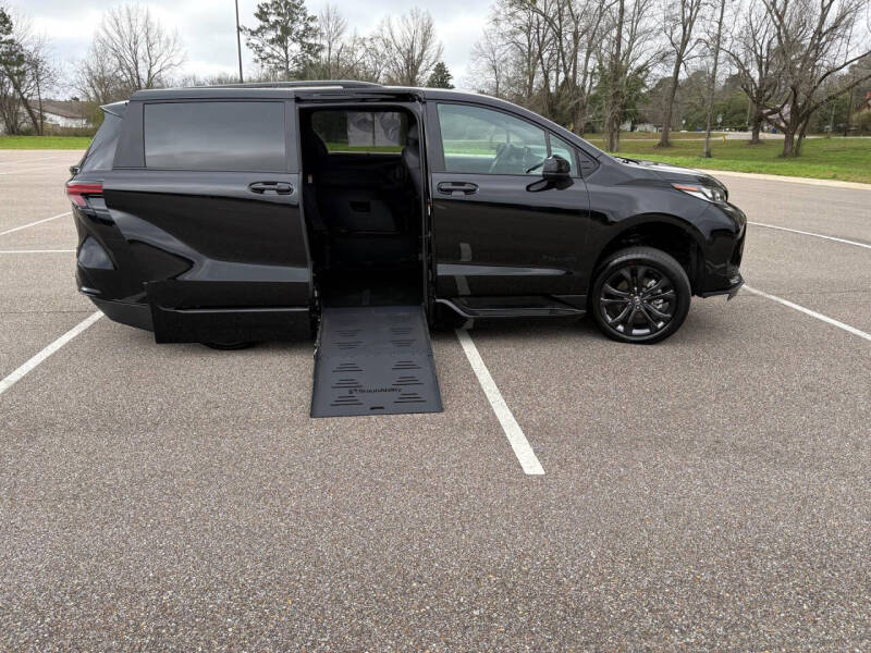 2026 Toyota Sienna XSE 7-Passenger