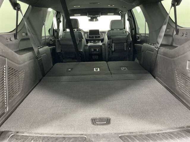 2024 GMC Yukon XL SLT