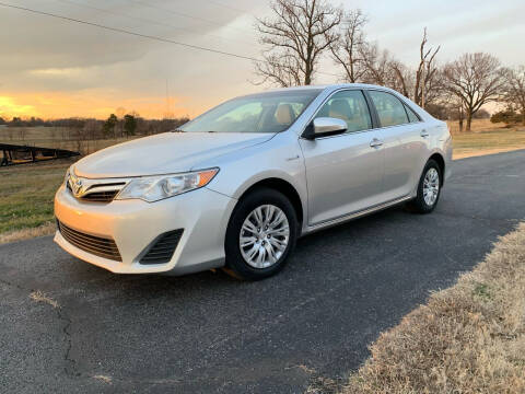 2014 Toyota Camry Hybrid for sale at Champion Motorcars in Springdale AR