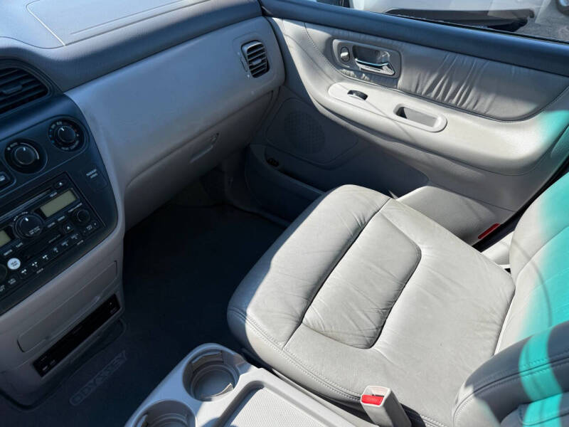 2003 Honda Odyssey EX-L w/DVD