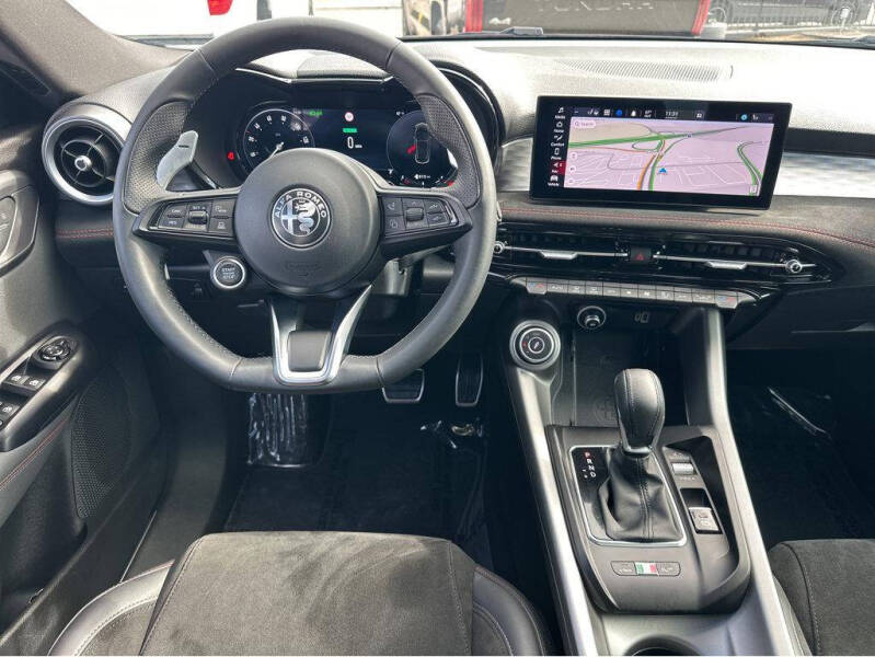 2024 Alfa Romeo Tonale Hybrid Veloce