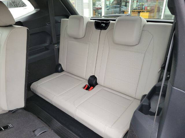 2021 Volkswagen Tiguan SE R-Line Black