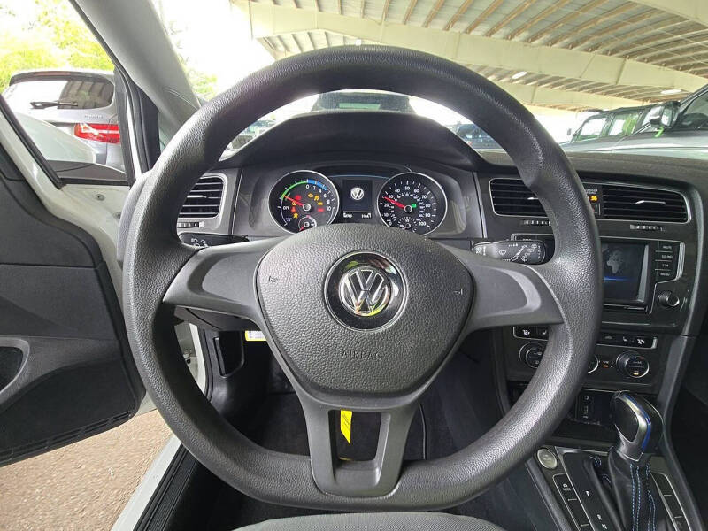 2016 Volkswagen e-Golf SE