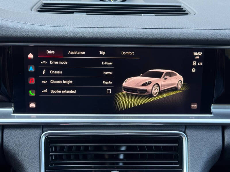 2023 Porsche Panamera 4 E-Hybrid