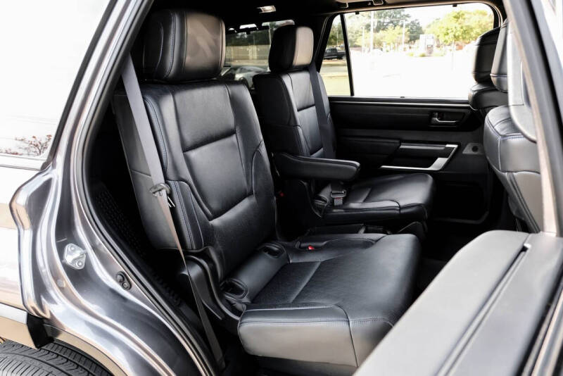2023 Toyota Sequoia Platinum