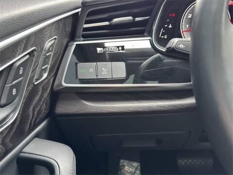 2023 Audi Q7 quattro Premium Plus 55 TFSI