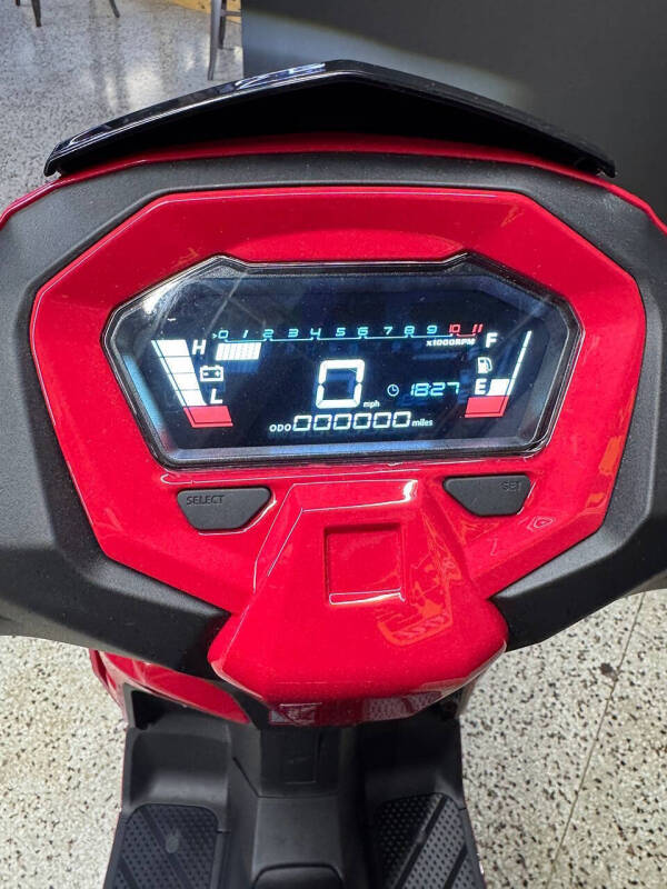 2026 Ascend R9