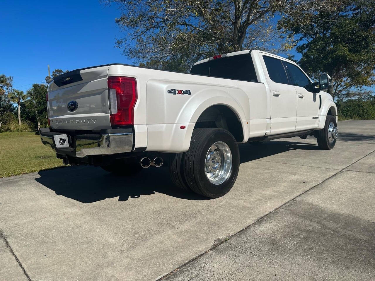 2017 Ford F-450 Super Duty for sale at DIESEL TRUCK SOURCE in Sebastian, FL