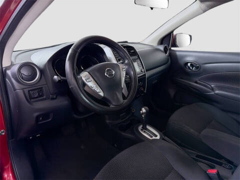 2017 Nissan Versa 1.6 SV