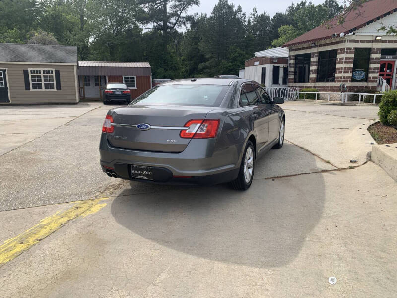 2011 Ford Taurus SEL