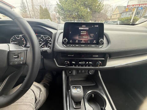 2025 Nissan Rogue SV