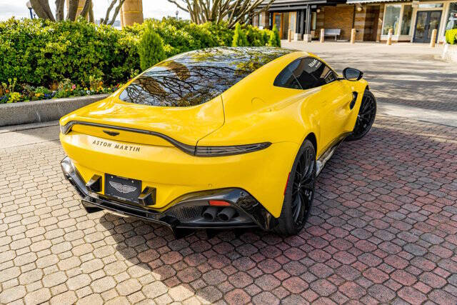 2023 Aston Martin Vantage