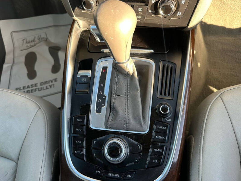 2011 Audi Q5 2.0T quattro Premium Plus