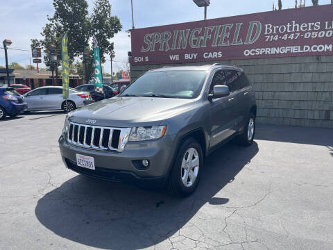 2013 Jeep Grand Cherokee for sale at SPRINGFIELD BROTHERS LLC in Fullerton CA