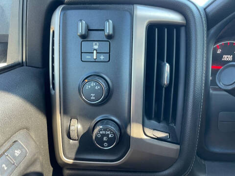 2015 GMC Sierra 3500HD Denali