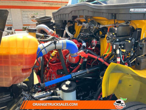 2019 International DuraStar 4300