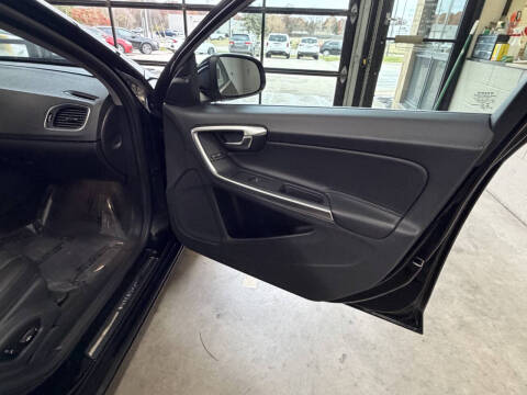 2017 Volvo V60 T5 Premier