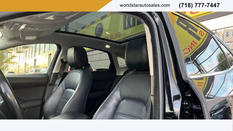 2018 Jaguar E-PACE P250 SE