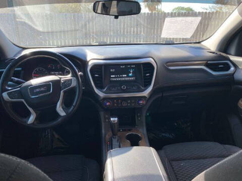 2018 GMC Acadia SLE-2