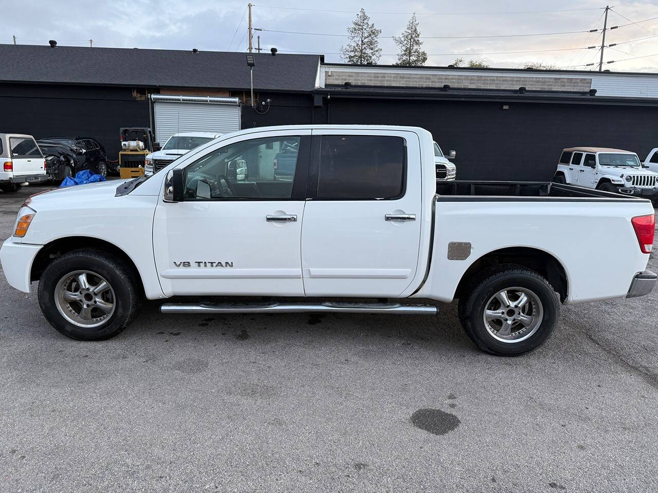 2006 Nissan Titan for sale at TWIN PEAKS AUTO in Orem, UT