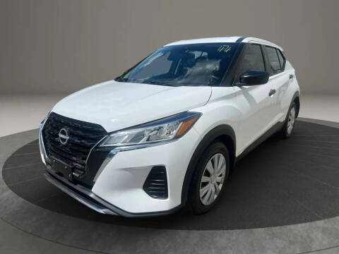 2023 Nissan Kicks S