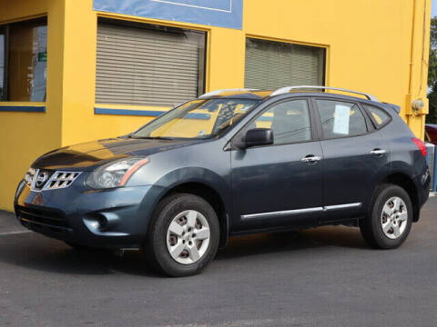 2014 Nissan Rogue Select for sale at Bond Auto Sales in Saint Petersburg FL