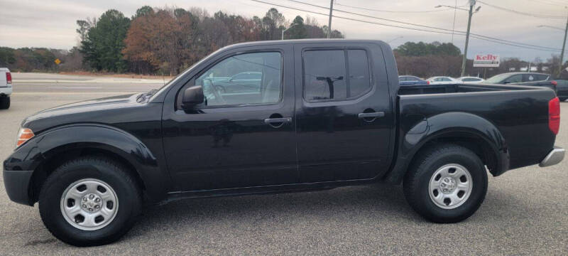 2016 Nissan Frontier S's photo