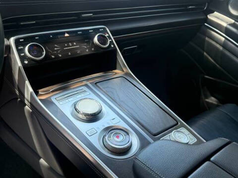 2023 Genesis GV80 2.5T